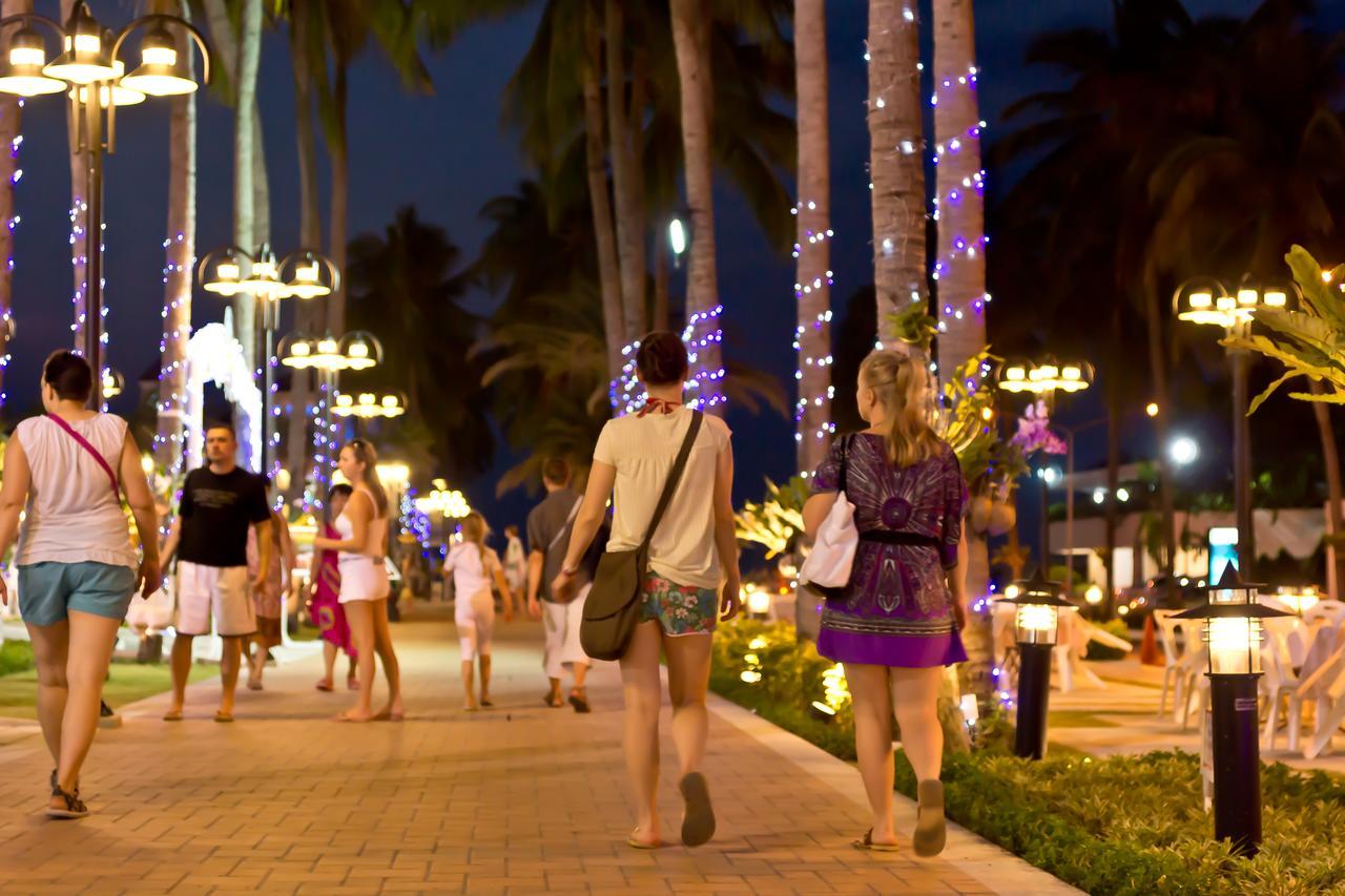 Ambassador City Jomtien Garden Wing สัตหีบ ภายนอก รูปภาพ