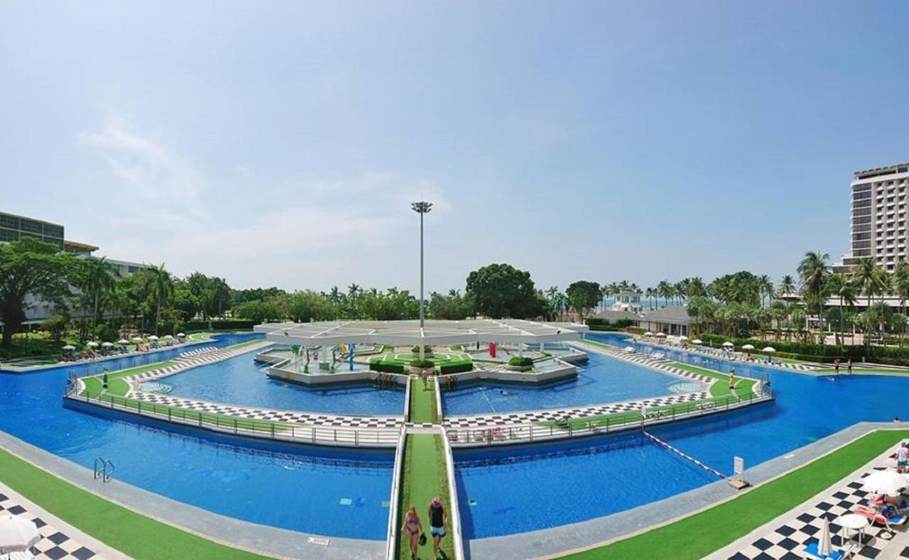 Ambassador City Jomtien Garden Wing สัตหีบ ภายนอก รูปภาพ